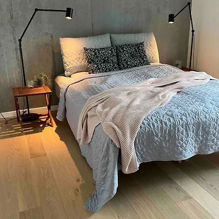 Bo Med Stil Og Udsigt Til Lystbadehavn * Århus