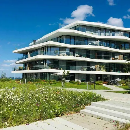 Apartment Bo Med Stil Og Udsigt Til Lystbadehavn *