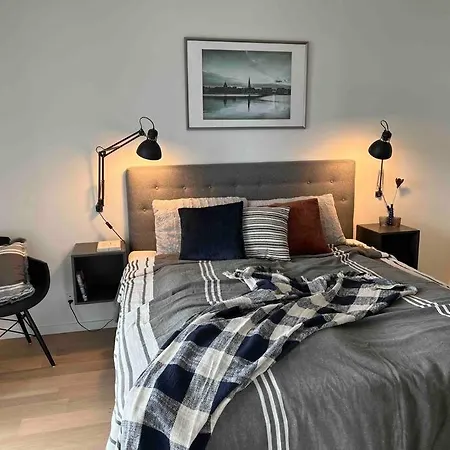 شقة Bo Med Stil Og Udsigt Til Lystbadehavn Århus